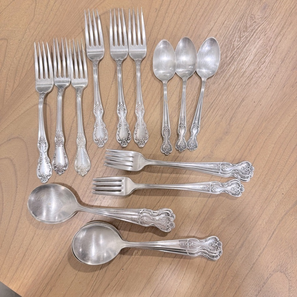 Vtg. 24/ Wm Rogers Mfg Co. Extra Plate Original Rogers Set Of 24 Long
